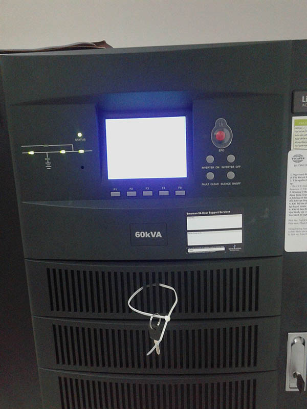 cho thu&ecirc; bộ lưu điện 60kva