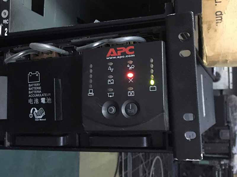 sửa chữa ups apc led